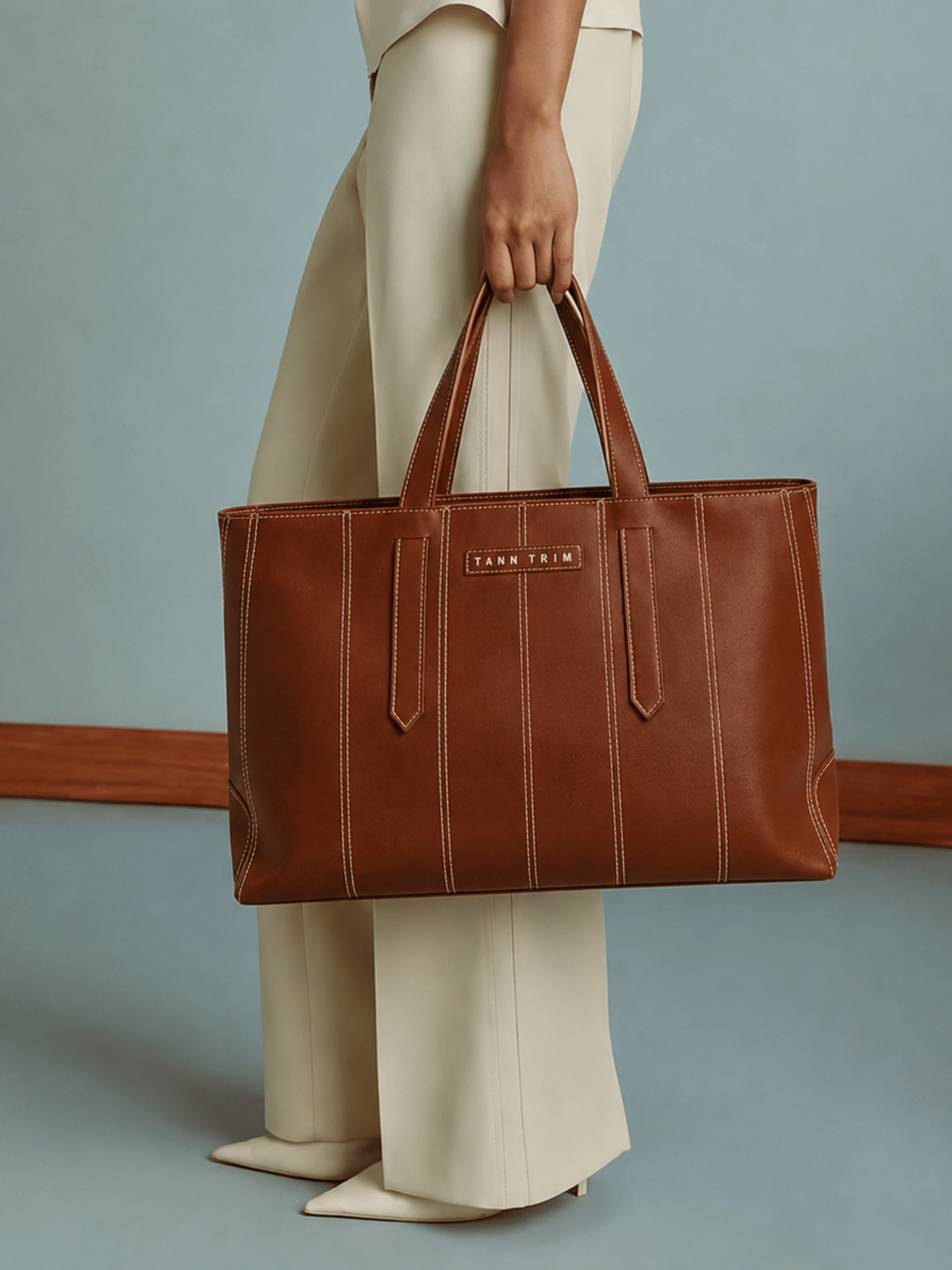 The Runway Tote - Tann