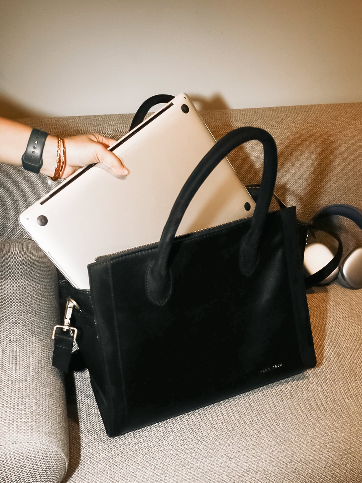 The Statement Work Satchel: Black