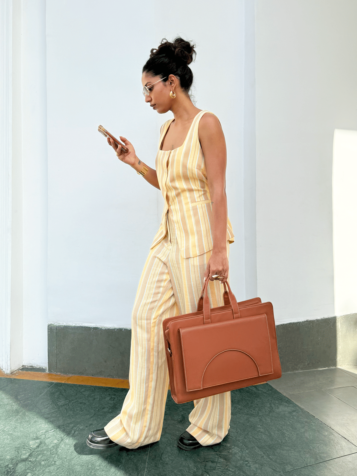 The Tann Arc Messenger Bag
